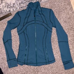 Lululemon Define Jacket size 4 Teal, Hip length